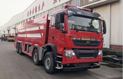 豪沃24吨泡沫消防车