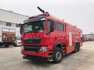 国六豪沃18米举高喷射消防车