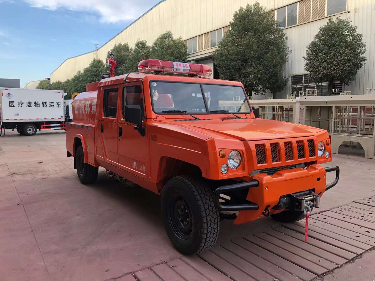 国六北汽双排四驱森林消防车
